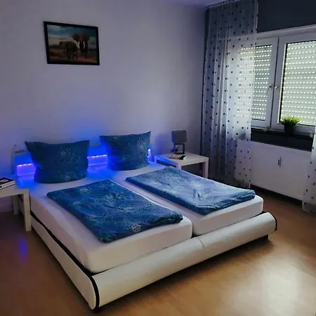 Apartment In Walldorf Mit Schlafzimmer, Kueche Und Bad